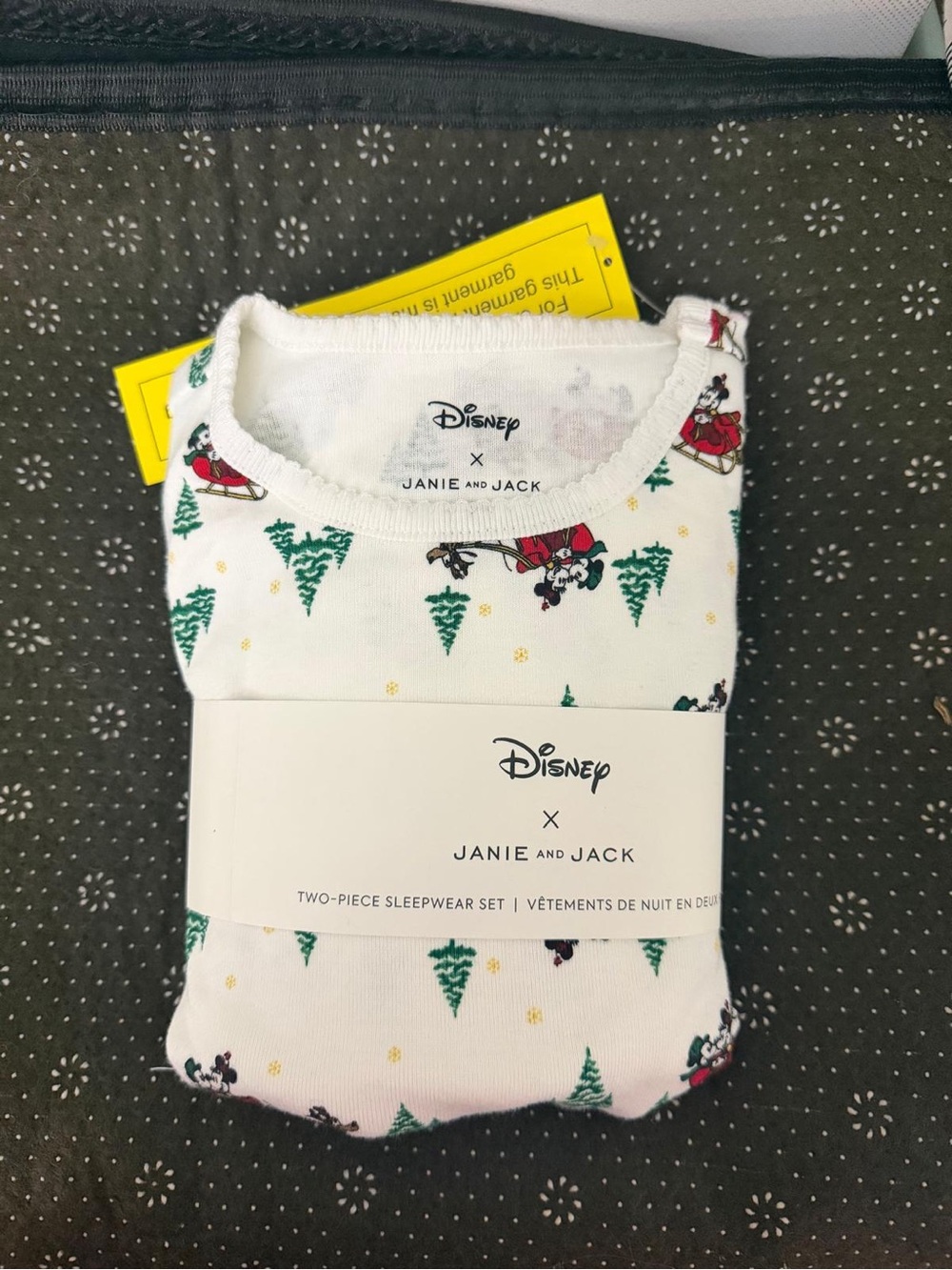 Disney x Janie & Jack Christmas Mickey Minnie Pluto 2 Piece Pajama Set 5 Unisex